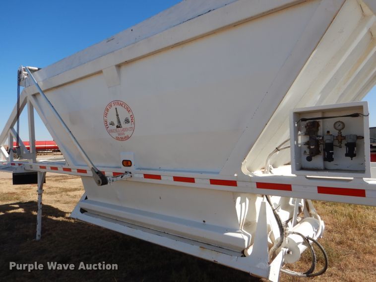 image for item DG0283 1999 Ranch bottom dump trailer