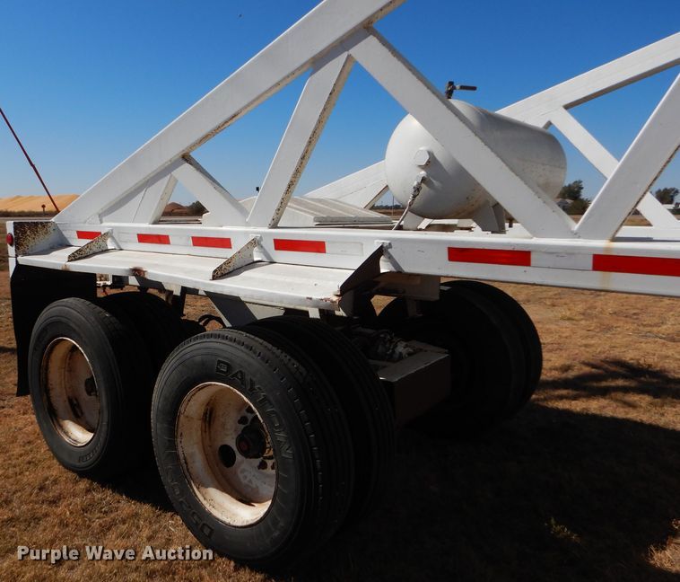 image for item DG0283 1999 Ranch bottom dump trailer