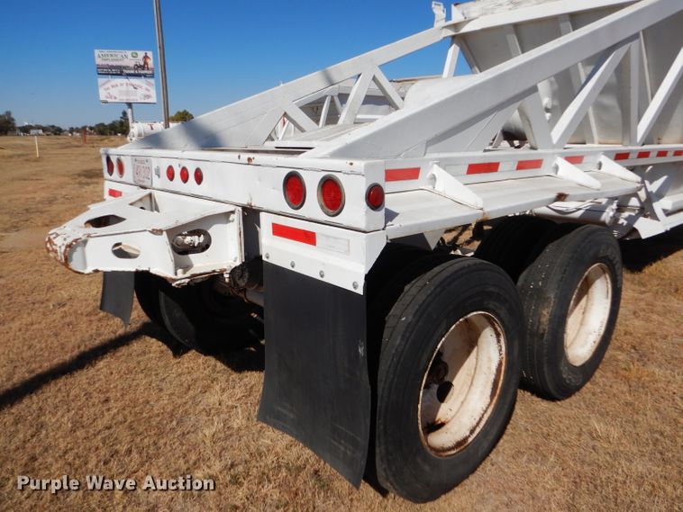 image for item DG0283 1999 Ranch bottom dump trailer