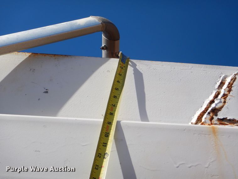 image for item DG0283 1999 Ranch bottom dump trailer