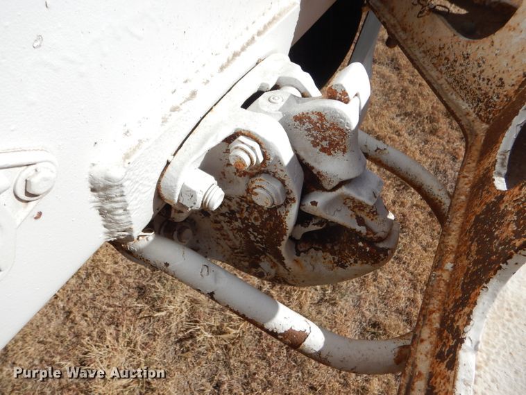 image for item DG0283 1999 Ranch bottom dump trailer