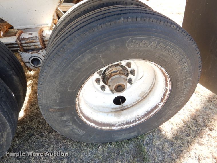 image for item DG0283 1999 Ranch bottom dump trailer