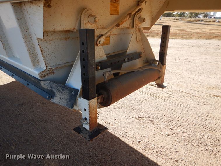 image for item DG0285 2018 CTS BDT-40 bottom dump trailer
