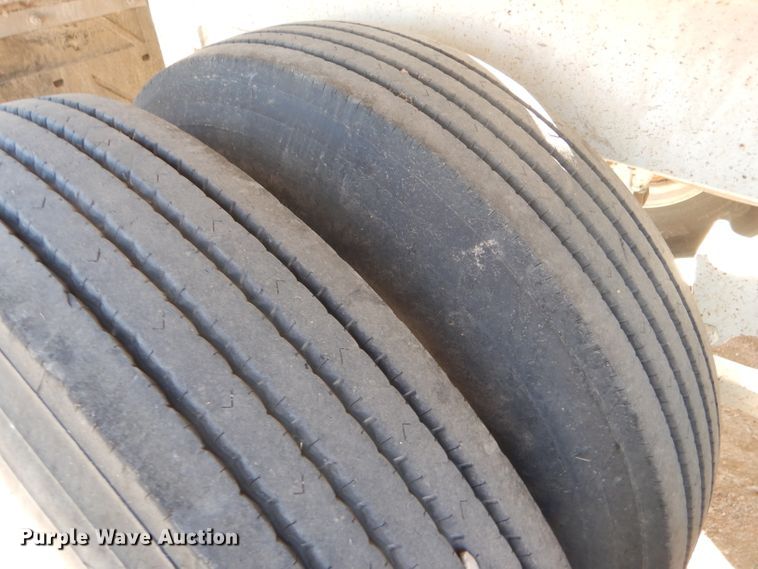 image for item DG0285 2018 CTS BDT-40 bottom dump trailer