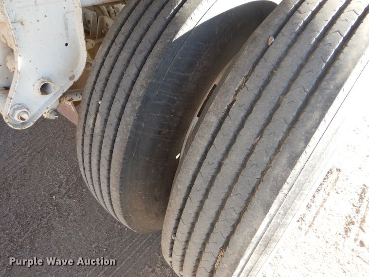 image for item DG0285 2018 CTS BDT-40 bottom dump trailer