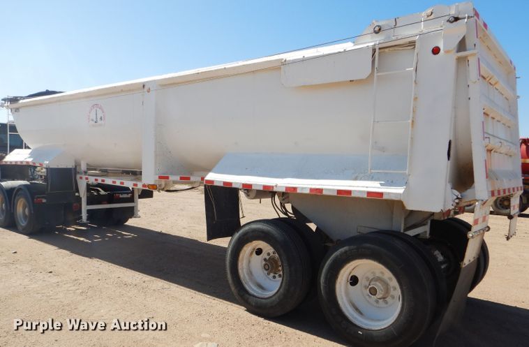 image for item DG0287 1999 Western Construction STR32 end dump trailer