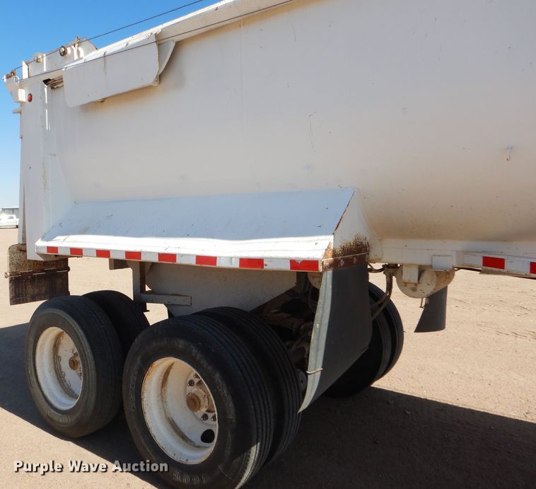 image for item DG0287 1999 Western Construction STR32 end dump trailer