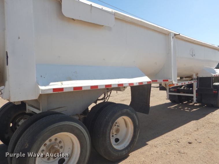 image for item DG0287 1999 Western Construction STR32 end dump trailer