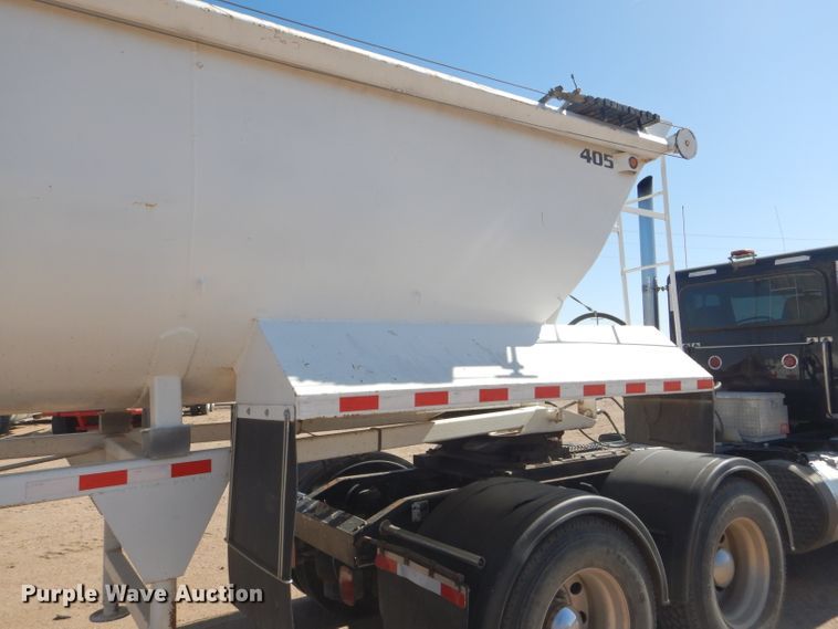 image for item DG0287 1999 Western Construction STR32 end dump trailer