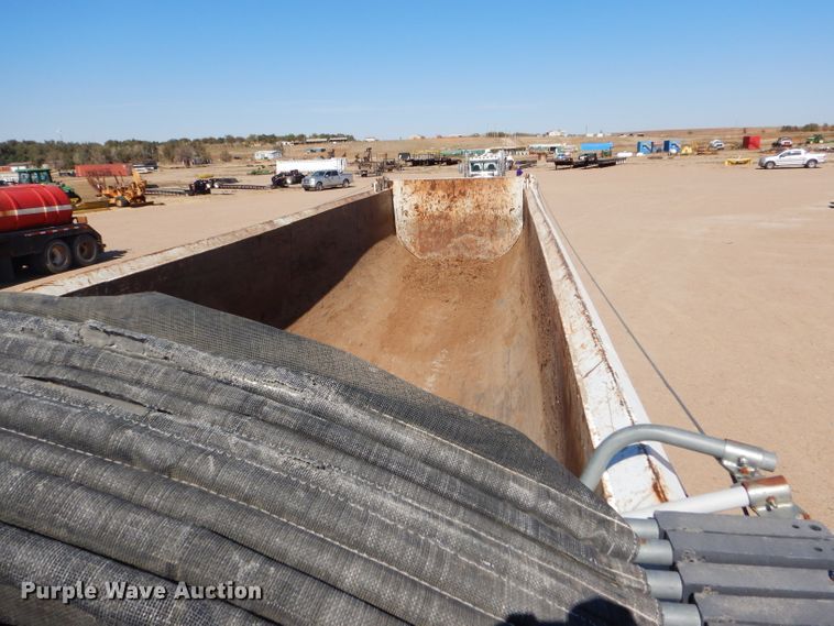 image for item DG0287 1999 Western Construction STR32 end dump trailer