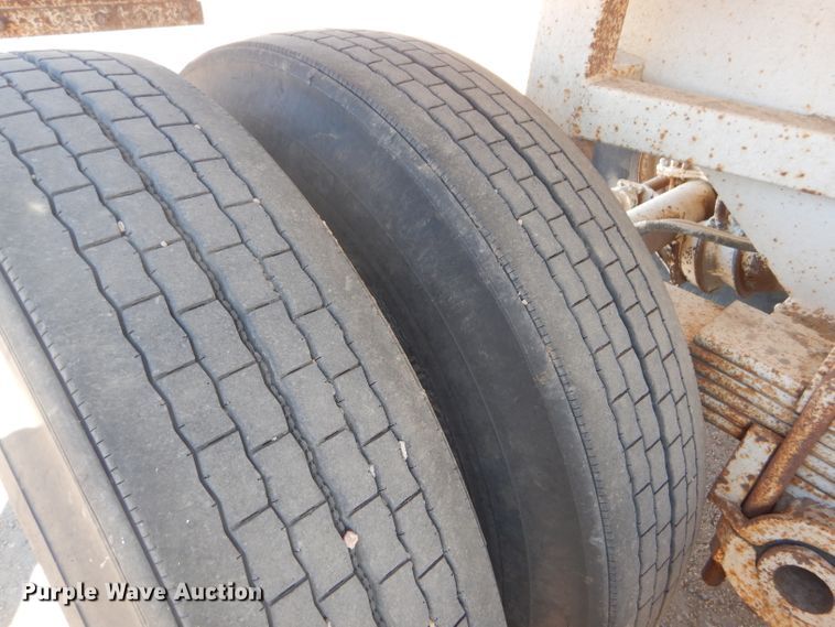 image for item DG0287 1999 Western Construction STR32 end dump trailer