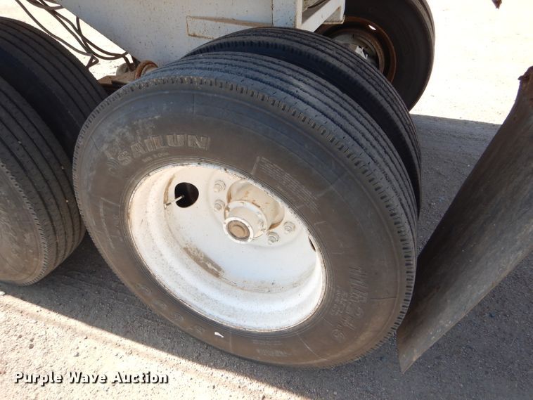 image for item DG0287 1999 Western Construction STR32 end dump trailer