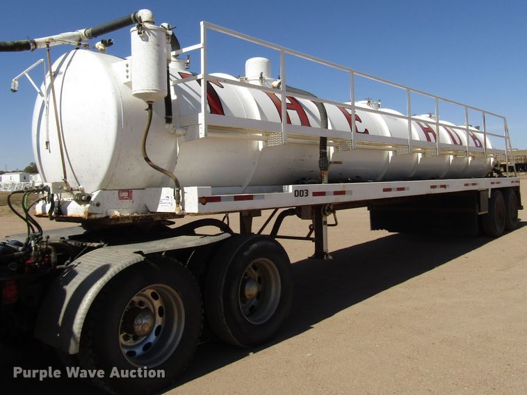 image for item DG0288 2015 KC Trailers KC130 tank trailer