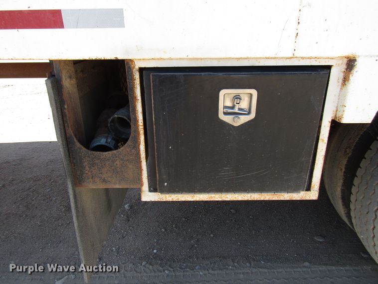 image for item DG0288 2015 KC Trailers KC130 tank trailer