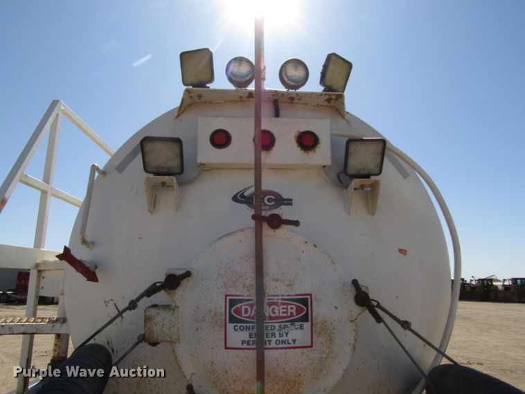 image for item DG0288 2015 KC Trailers KC130 tank trailer