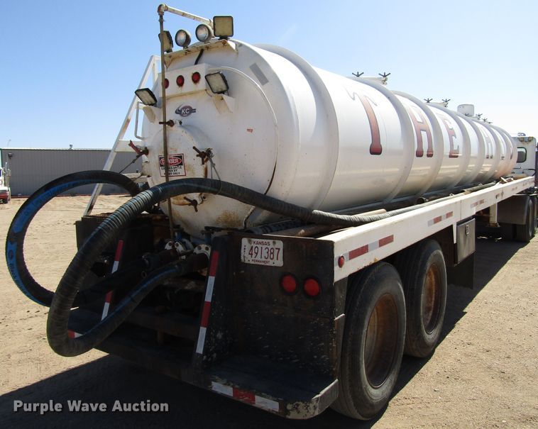image for item DG0288 2015 KC Trailers KC130 tank trailer