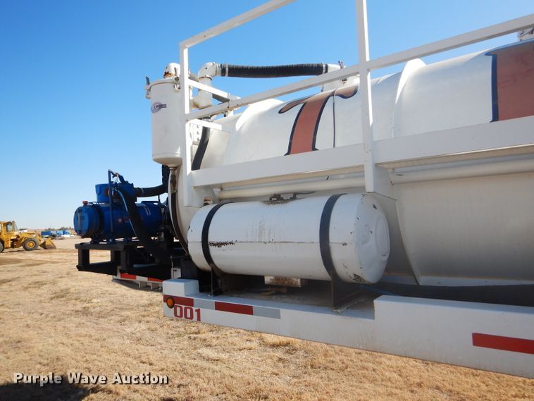 image for item DG0290 2015 KC trailer KC130 vacuum trailer