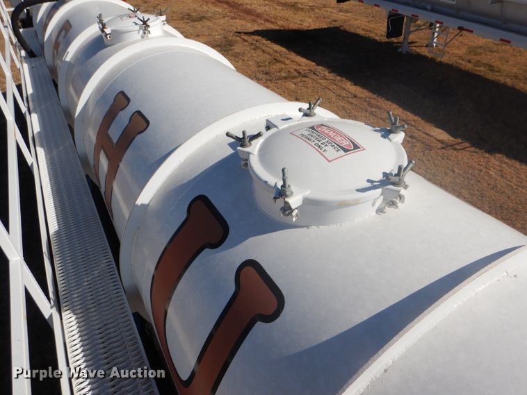 image for item DG0290 2015 KC trailer KC130 vacuum trailer