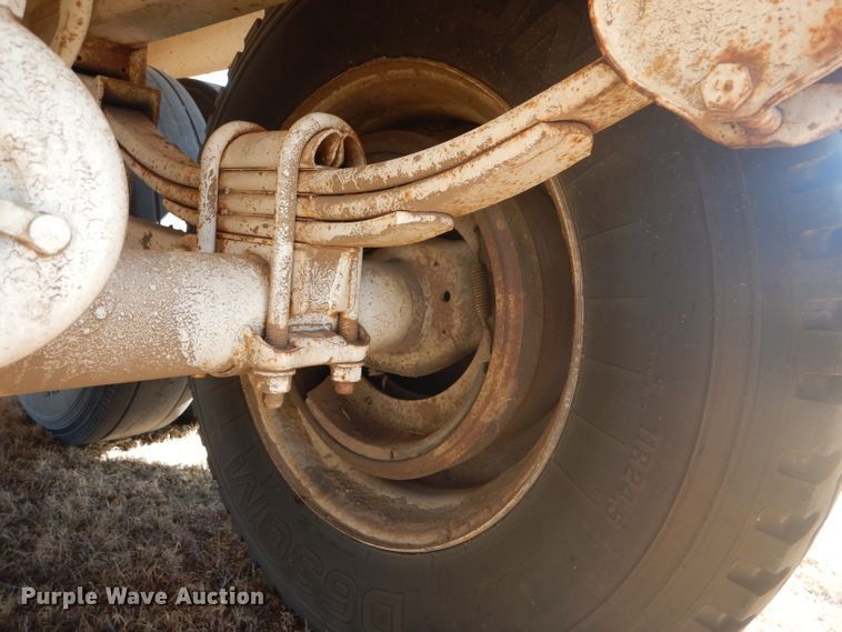 image for item DG0290 2015 KC trailer KC130 vacuum trailer