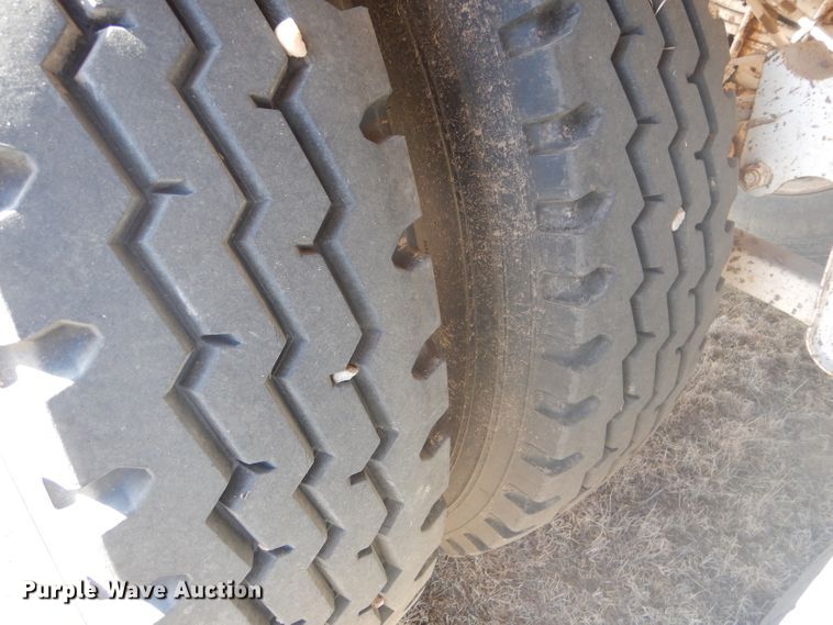 image for item DG0290 2015 KC trailer KC130 vacuum trailer