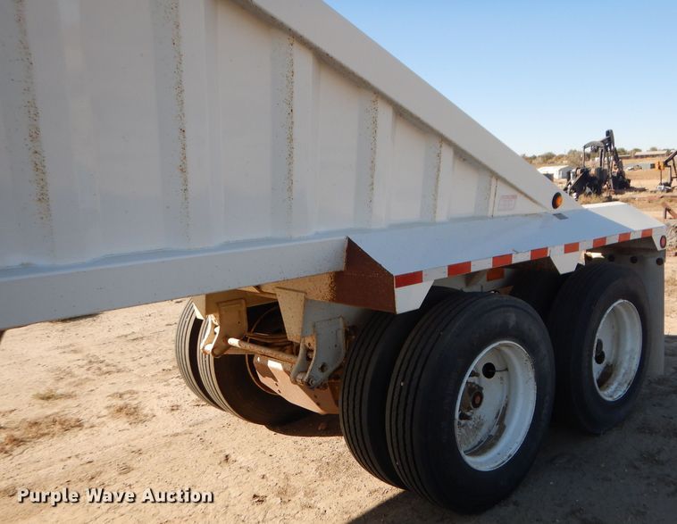 image for item DG0291 2013 CTS BDT-40 bottom dump trailer