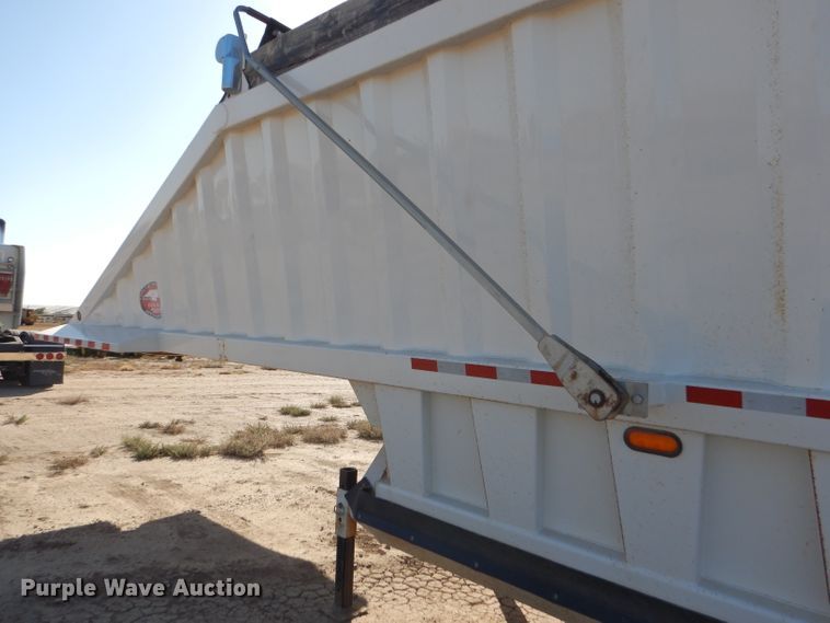 image for item DG0291 2013 CTS BDT-40 bottom dump trailer