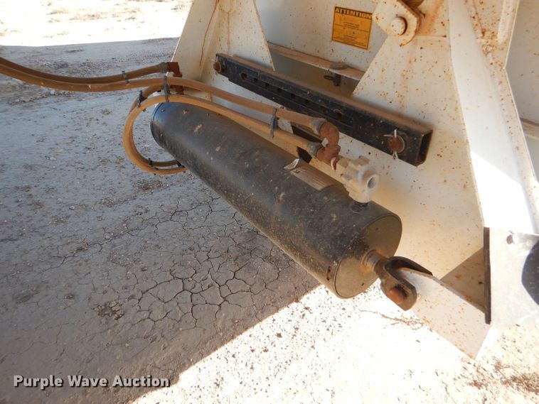 image for item DG0291 2013 CTS BDT-40 bottom dump trailer