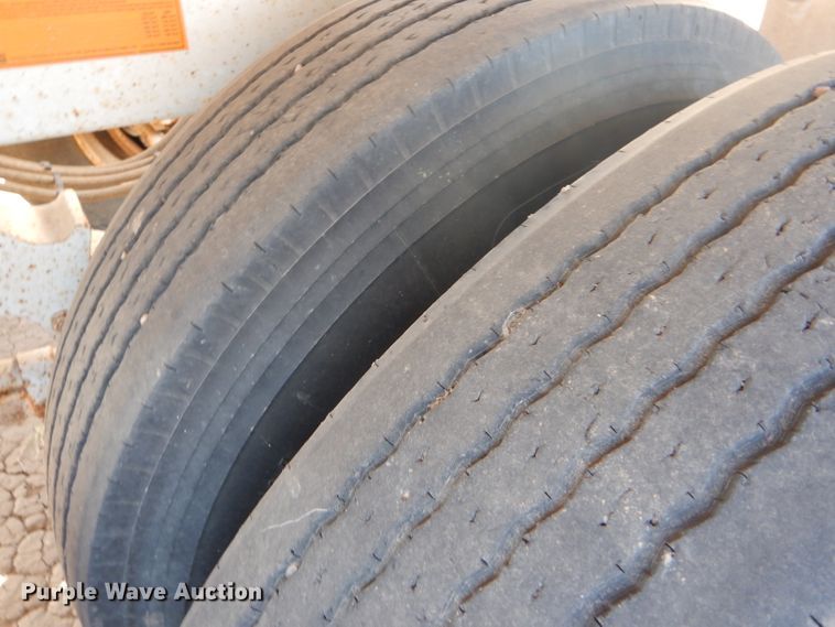 image for item DG0291 2013 CTS BDT-40 bottom dump trailer