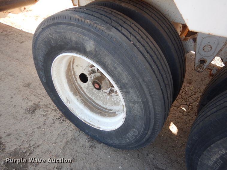 image for item DG0291 2013 CTS BDT-40 bottom dump trailer