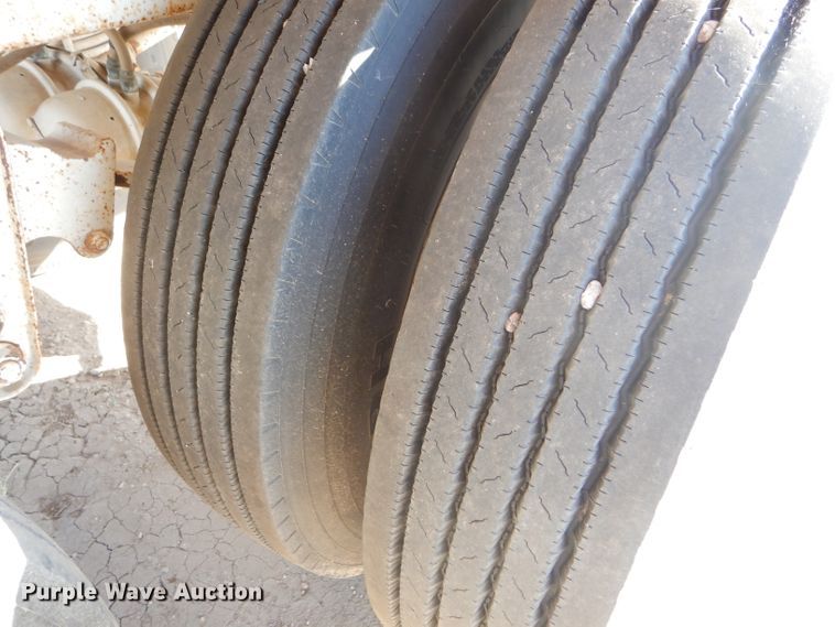 image for item DG0291 2013 CTS BDT-40 bottom dump trailer