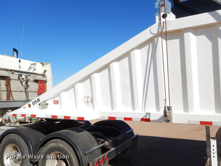 image for item DG0292 2012 CTS BDT-40 bottom dump trailer