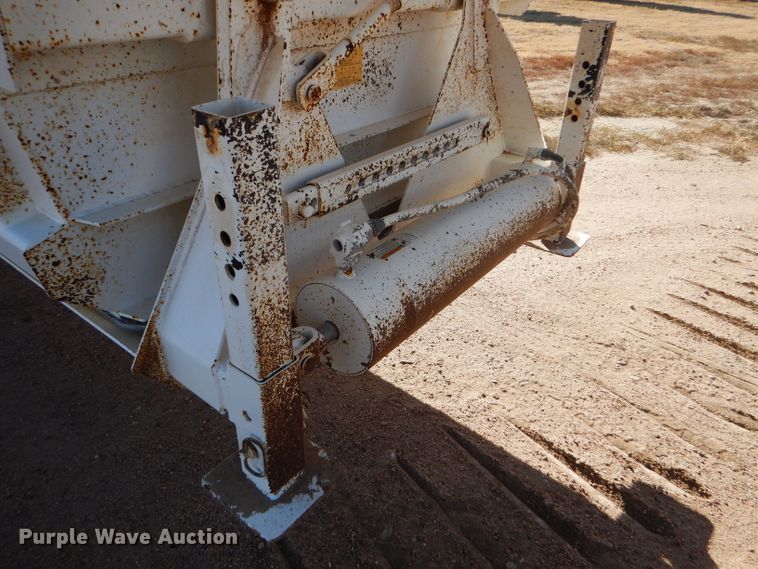 image for item DG0292 2012 CTS BDT-40 bottom dump trailer