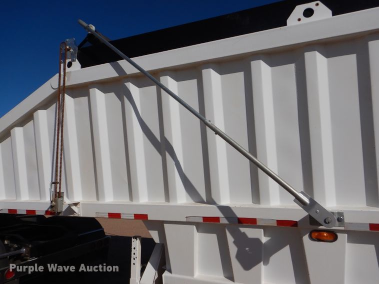 image for item DG0292 2012 CTS BDT-40 bottom dump trailer