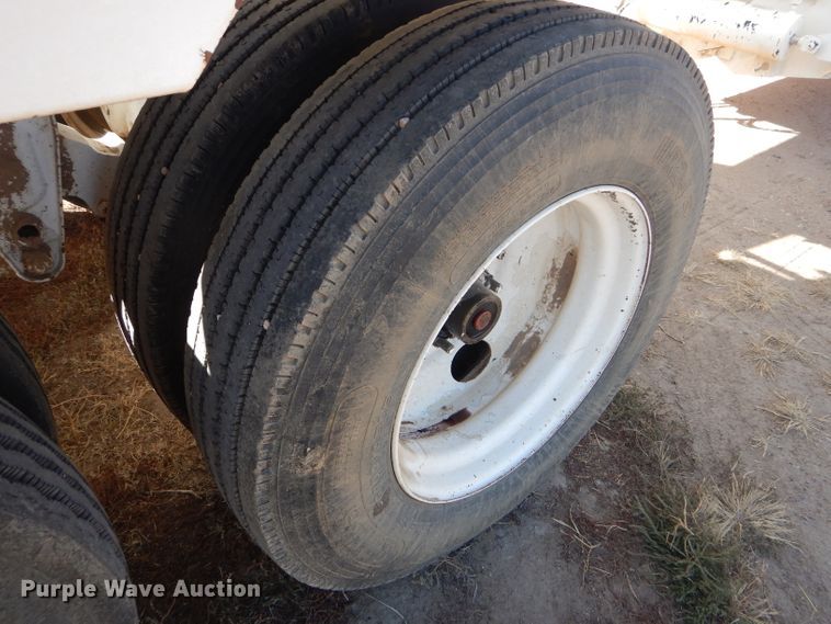 image for item DG0292 2012 CTS BDT-40 bottom dump trailer