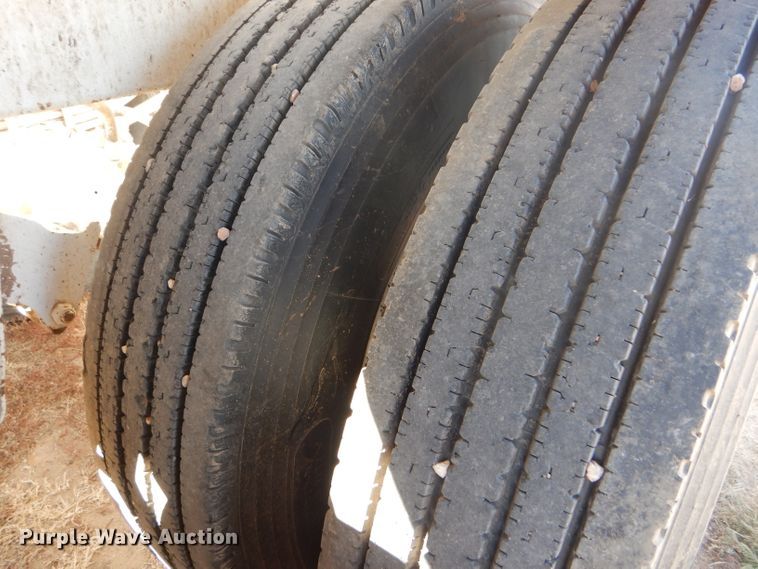 image for item DG0292 2012 CTS BDT-40 bottom dump trailer