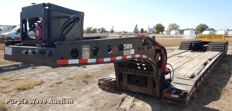 image for item DG0295 2000 Fontaine HRGTT-7-50NGBAW lowboy equipment trailer