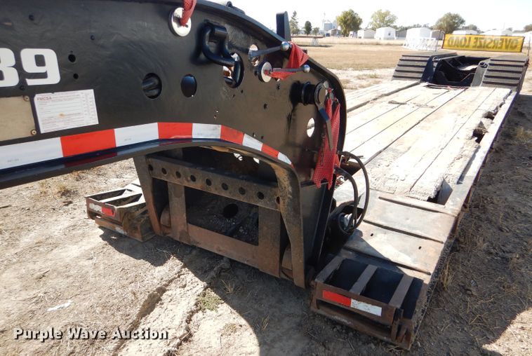 image for item DG0295 2000 Fontaine HRGTT-7-50NGBAW lowboy equipment trailer