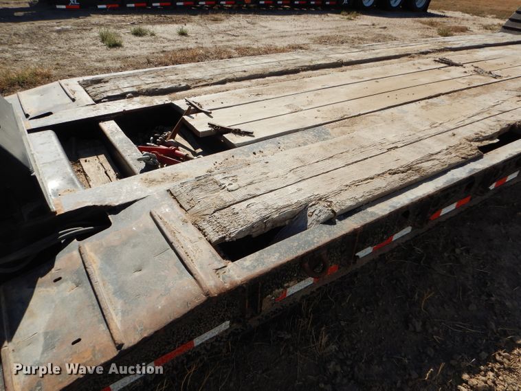 image for item DG0295 2000 Fontaine HRGTT-7-50NGBAW lowboy equipment trailer