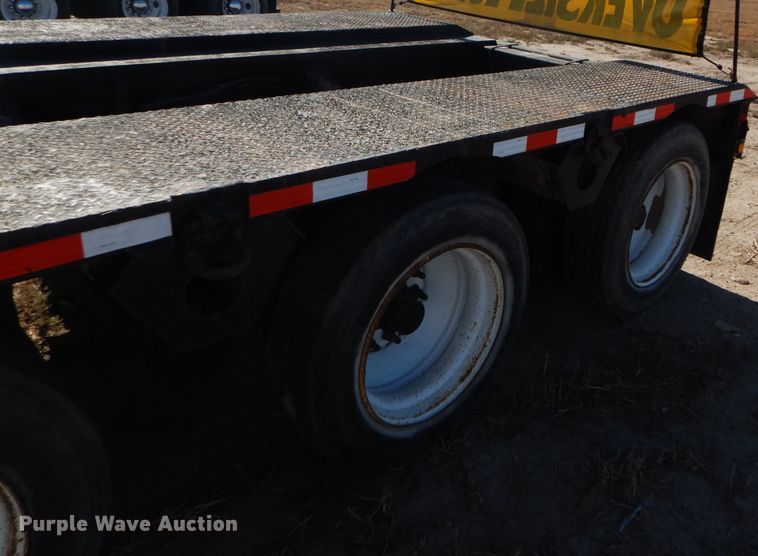 image for item DG0295 2000 Fontaine HRGTT-7-50NGBAW lowboy equipment trailer