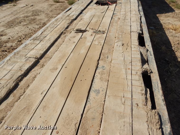 image for item DG0295 2000 Fontaine HRGTT-7-50NGBAW lowboy equipment trailer