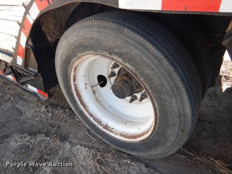 image for item DG0295 2000 Fontaine HRGTT-7-50NGBAW lowboy equipment trailer