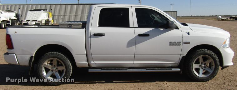 image for item DG0302 2013 Dodge Ram 1500 Crew Cab pickup truck