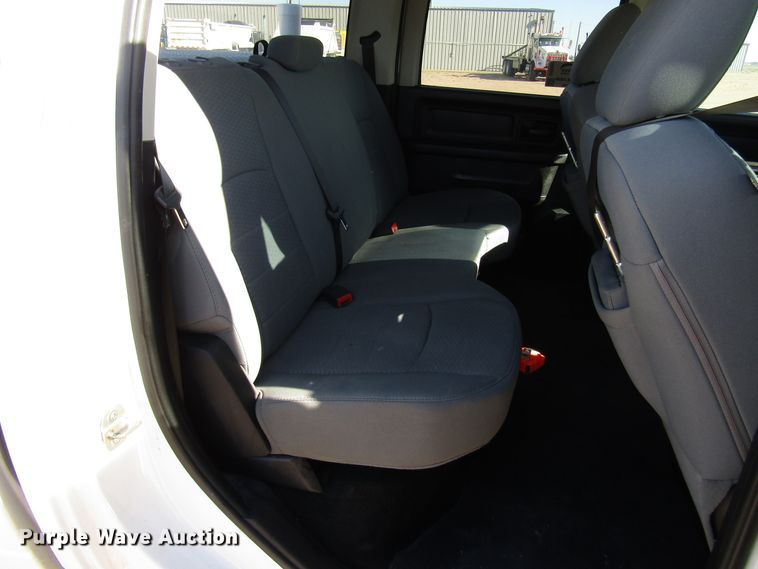 image for item DG0302 2013 Dodge Ram 1500 Crew Cab pickup truck