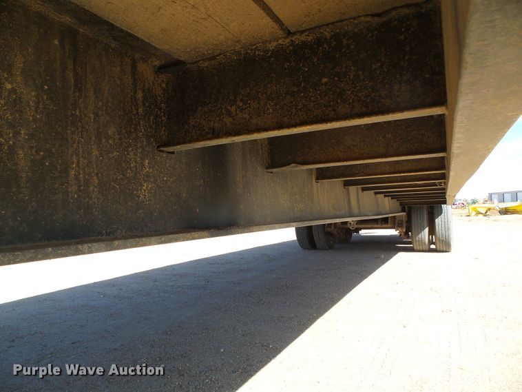 image for item DG0308 2001 Fontaine FLT735 drop deck equipment trailer