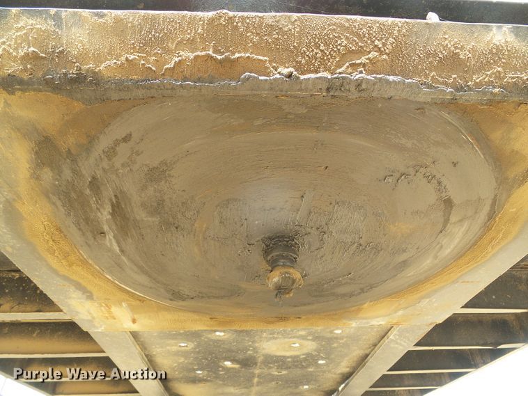 image for item DG0308 2001 Fontaine FLT735 drop deck equipment trailer