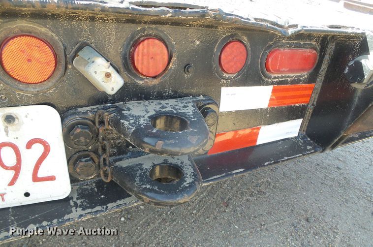 image for item DG0308 2001 Fontaine FLT735 drop deck equipment trailer