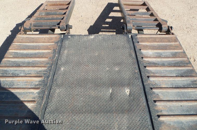 image for item DG0308 2001 Fontaine FLT735 drop deck equipment trailer