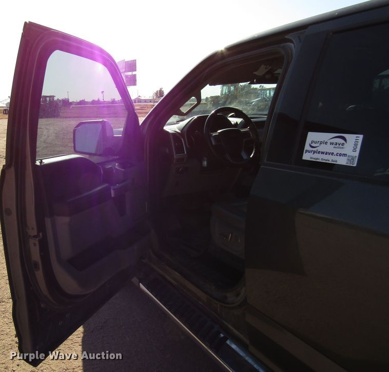 image for item DG0311 2017 Ford F150 SuperCrew pickup truck