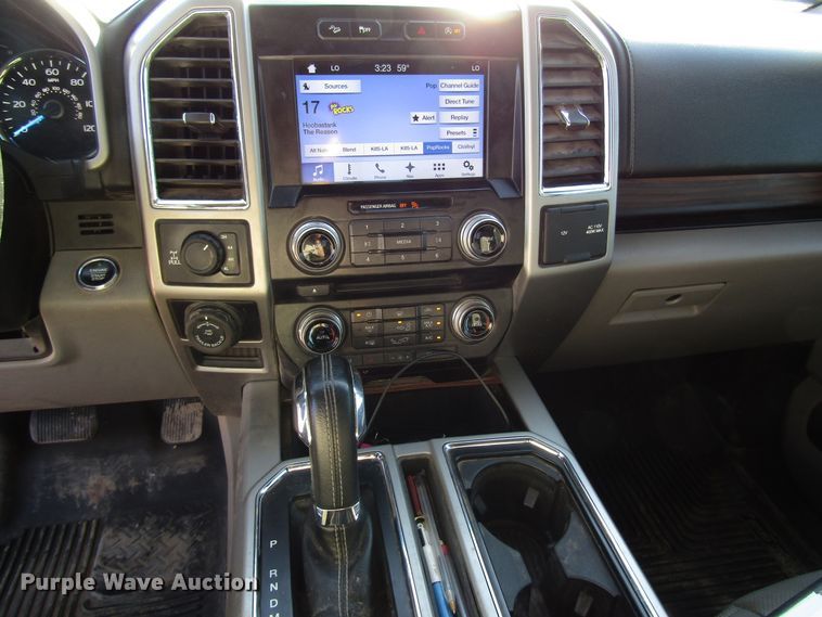 image for item DG0311 2017 Ford F150 SuperCrew pickup truck