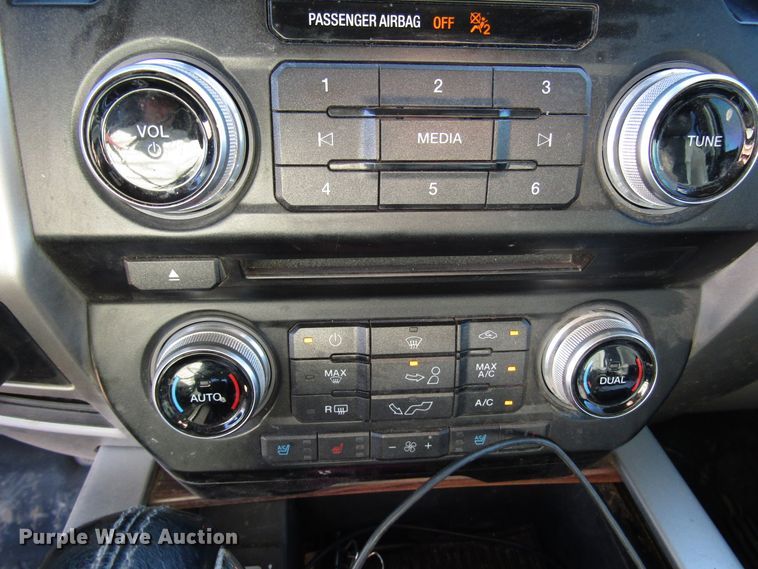 image for item DG0311 2017 Ford F150 SuperCrew pickup truck